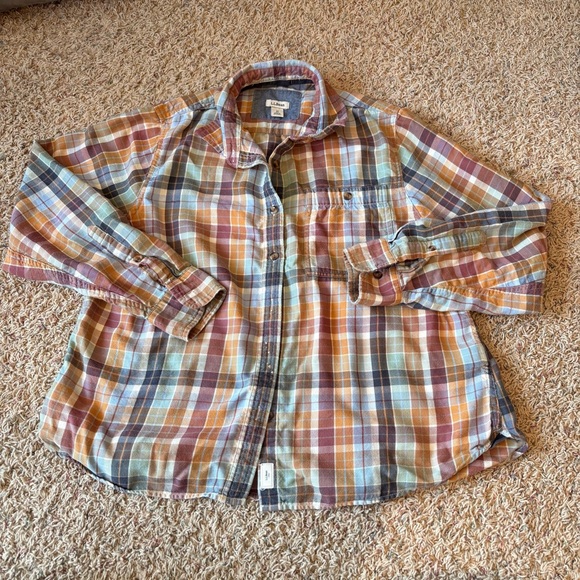 L.L. Bean Tops - LL Bean Women’s Multi-Colored Flannel - Size M